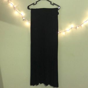 BLACK MAXI SKIRT
